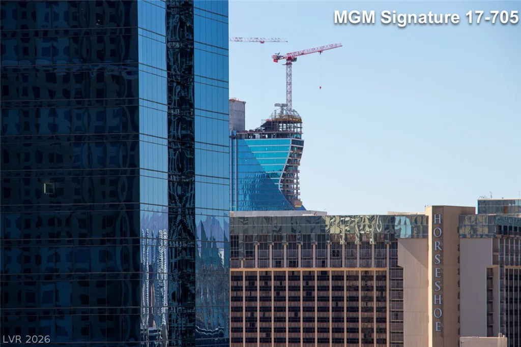 135 Harmon, Las Vegas, NV 89109