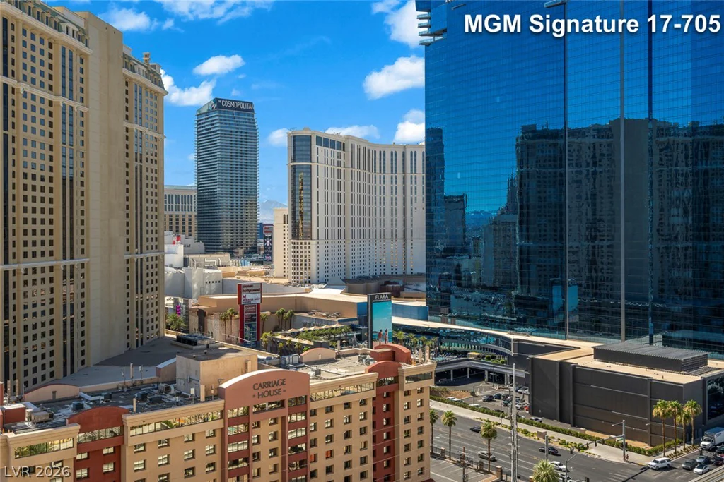 135 Harmon, Las Vegas, NV 89109