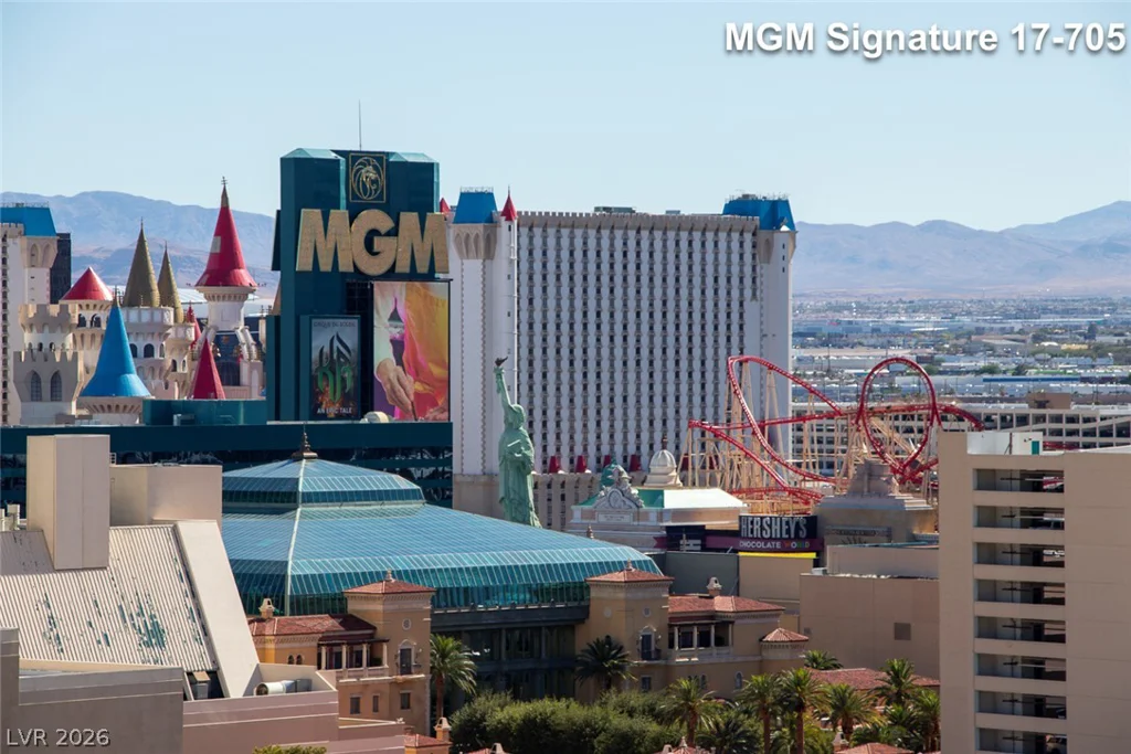 135 Harmon, Las Vegas, NV 89109