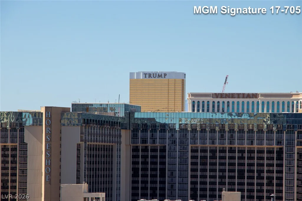 135 Harmon, Las Vegas, NV 89109