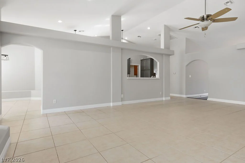 4465 Campbell, Las Vegas, NV 89129