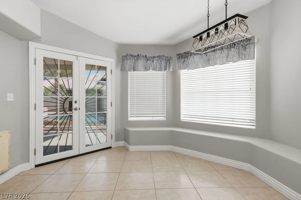 4465 Campbell, Las Vegas, NV 89129
