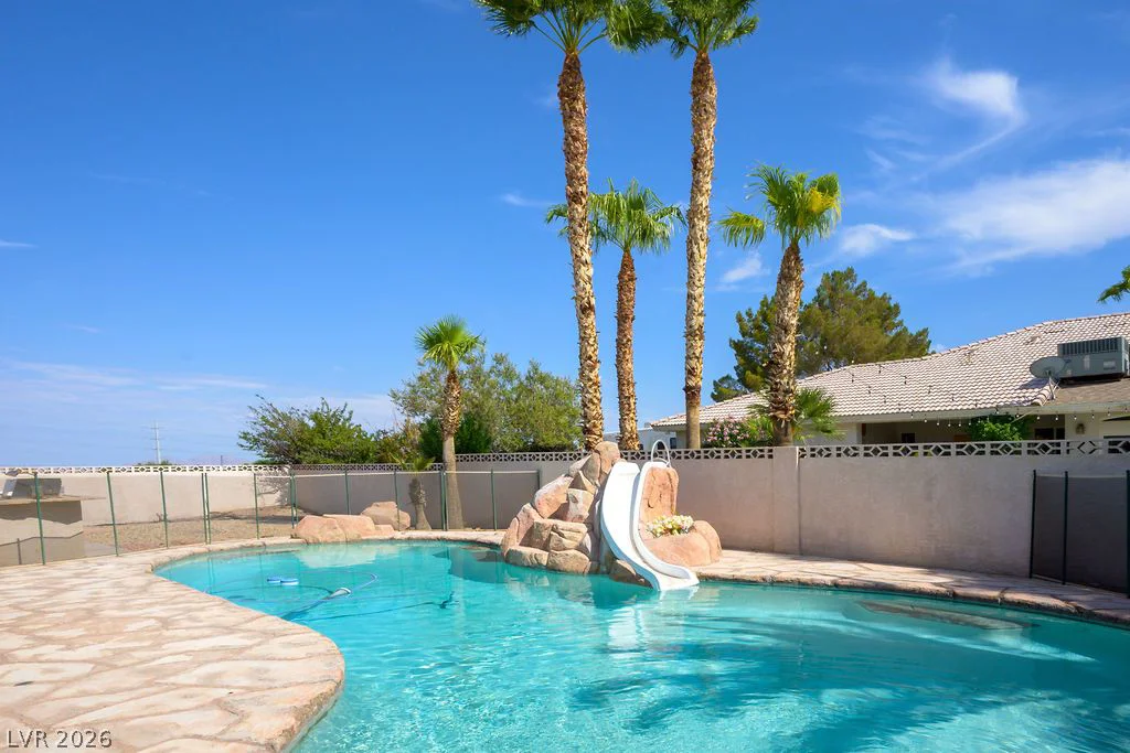 4465 Campbell, Las Vegas, NV 89129