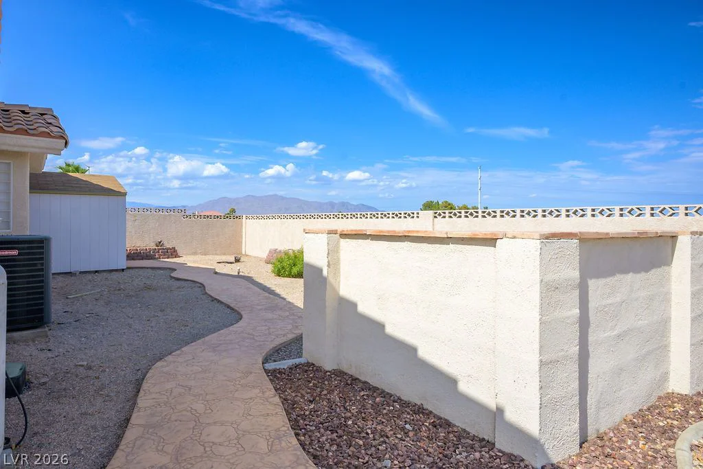 4465 Campbell, Las Vegas, NV 89129