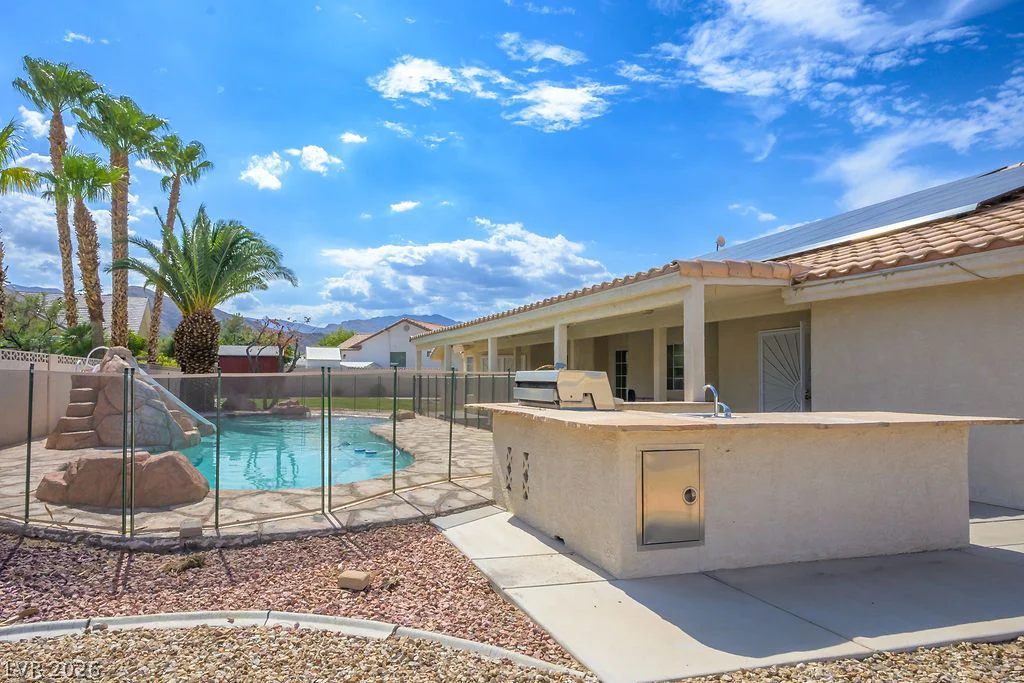 4465 Campbell, Las Vegas, NV 89129