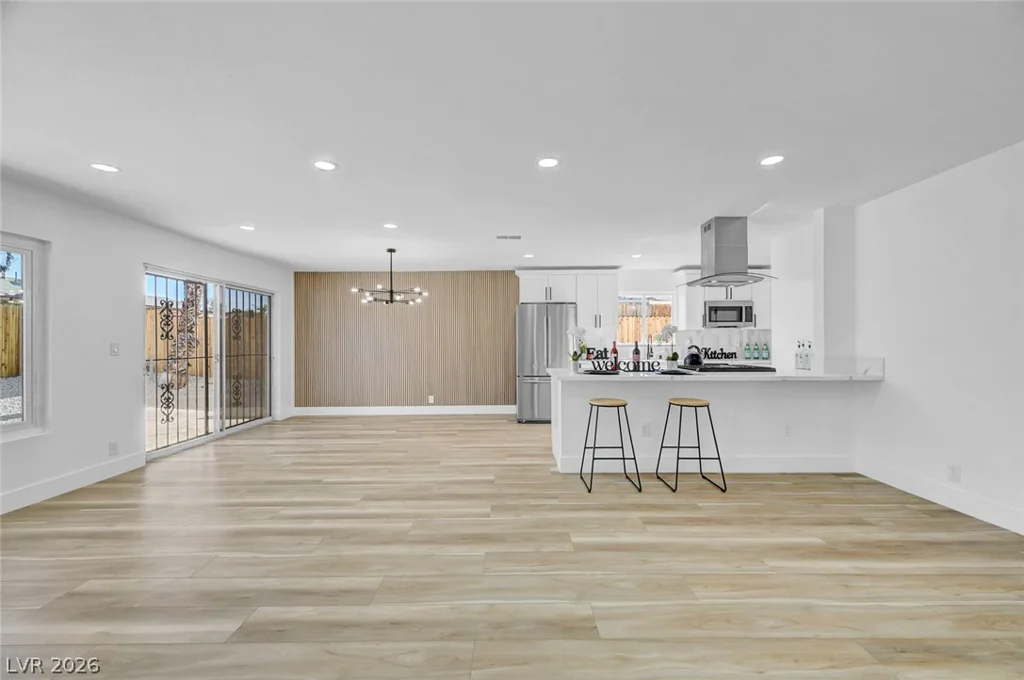 923 Laramore, Las Vegas, NV 89119