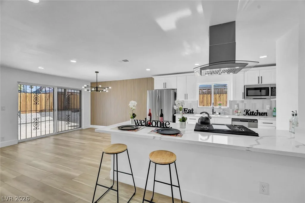 923 Laramore, Las Vegas, NV 89119
