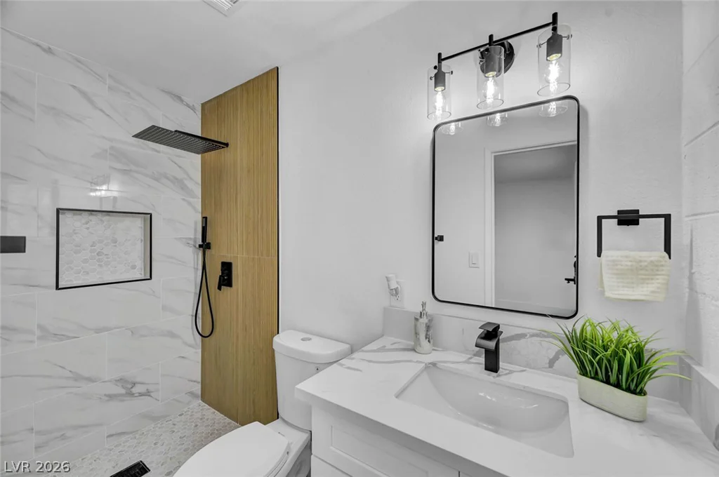 923 Laramore, Las Vegas, NV 89119