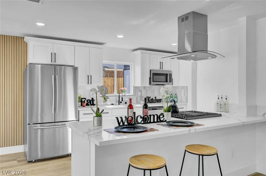 923 Laramore, Las Vegas, NV 89119
