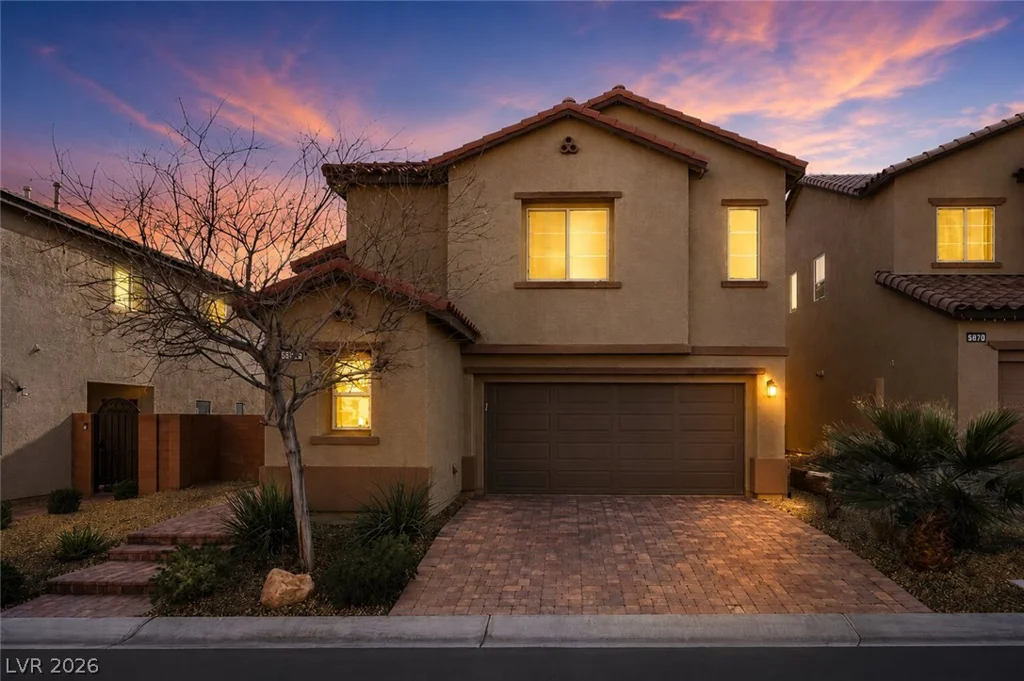 7733 Pyrenees Park, Las Vegas, NV 89113