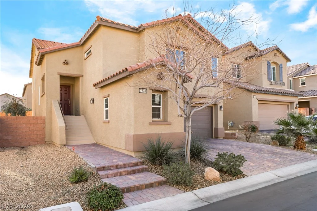 7733 Pyrenees Park, Las Vegas, NV 89113