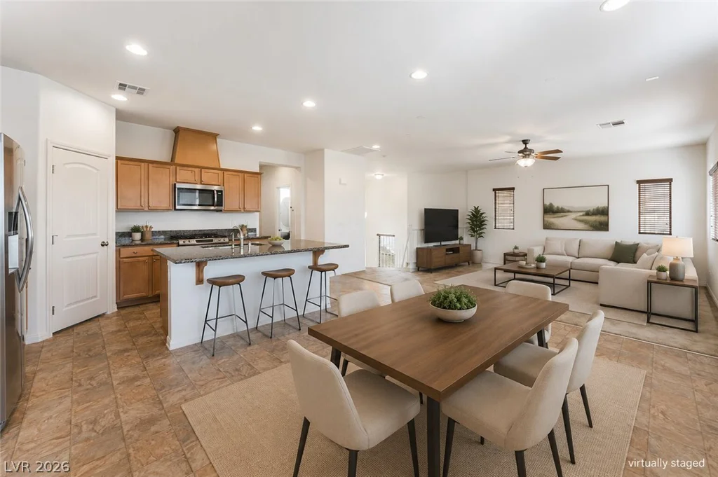 7733 Pyrenees Park, Las Vegas, NV 89113