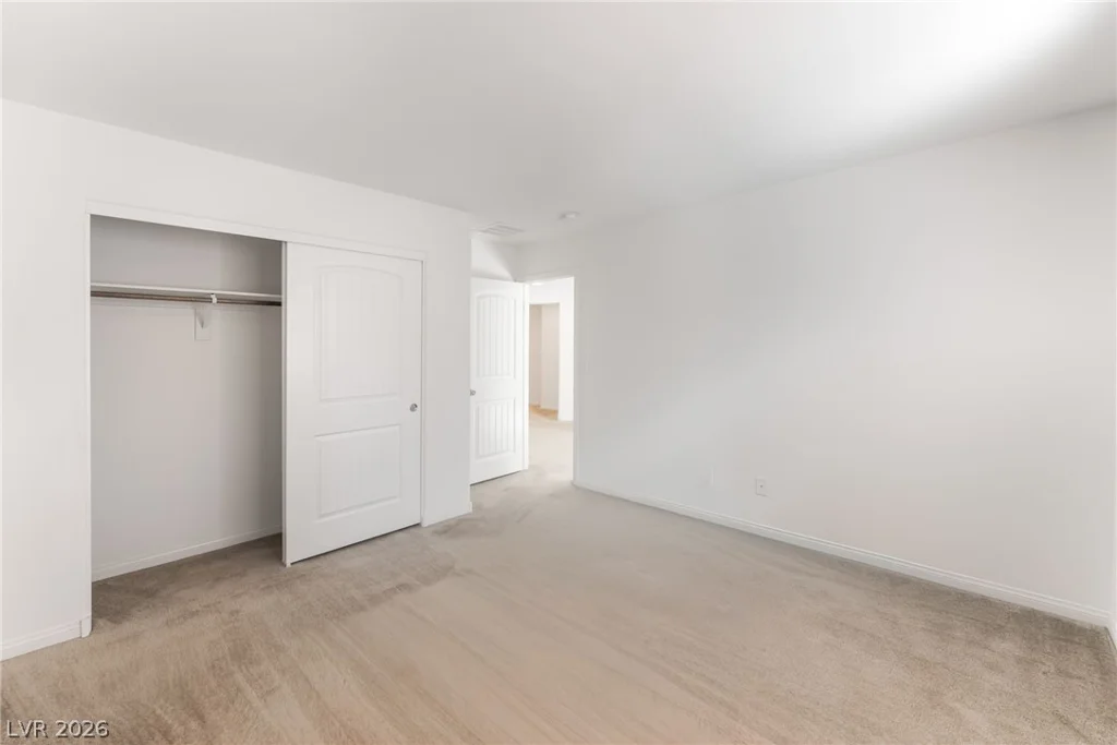 7733 Pyrenees Park, Las Vegas, NV 89113