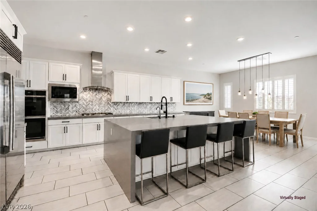 707 Glowing Horizon, Henderson, NV 89052
