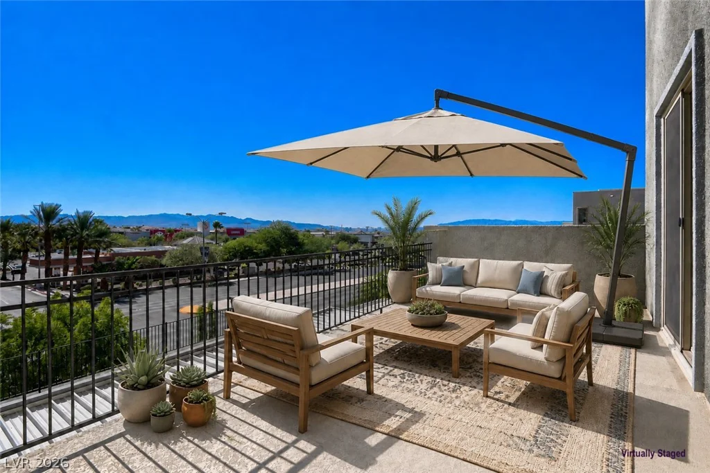 707 Glowing Horizon, Henderson, NV 89052