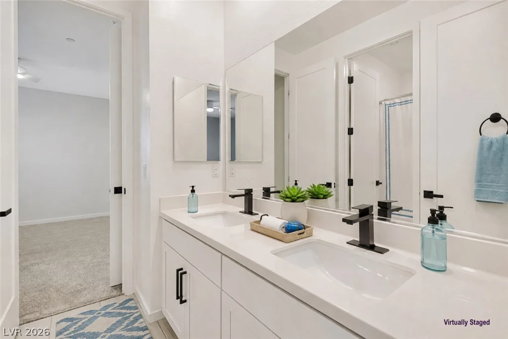 707 Glowing Horizon, Henderson, NV 89052