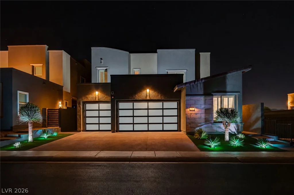 707 Glowing Horizon, Henderson, NV 89052