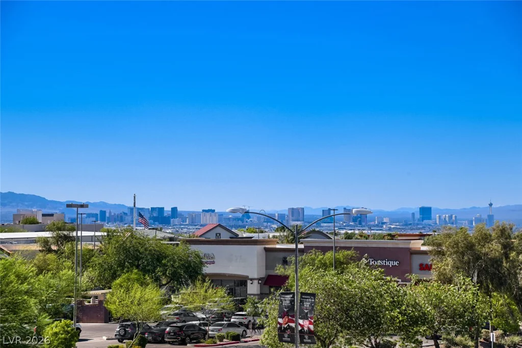 707 Glowing Horizon, Henderson, NV 89052