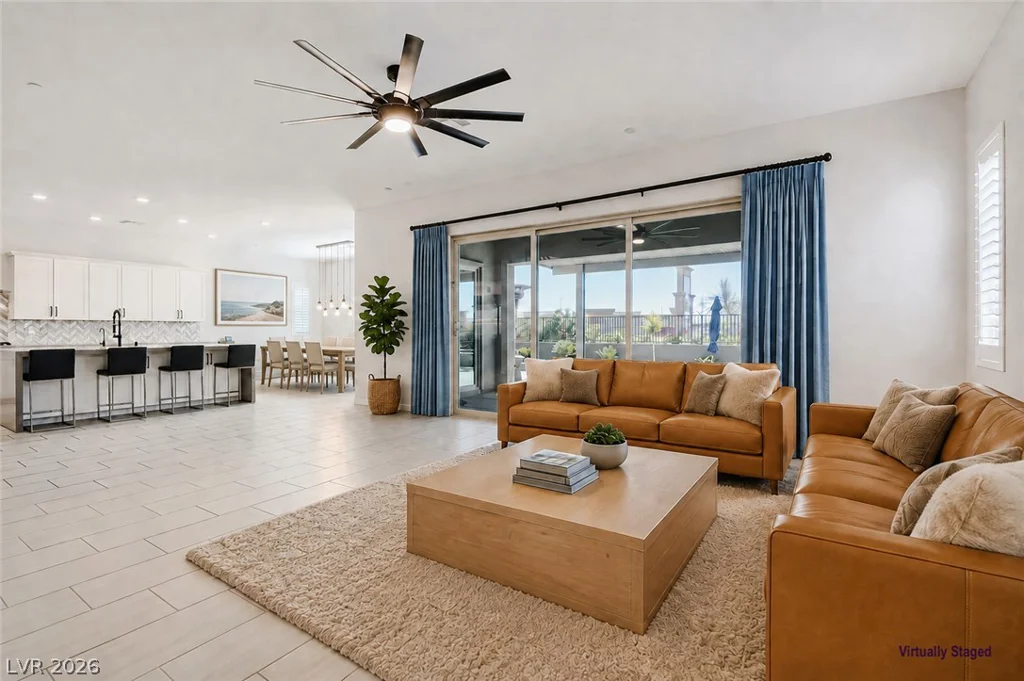 707 Glowing Horizon, Henderson, NV 89052