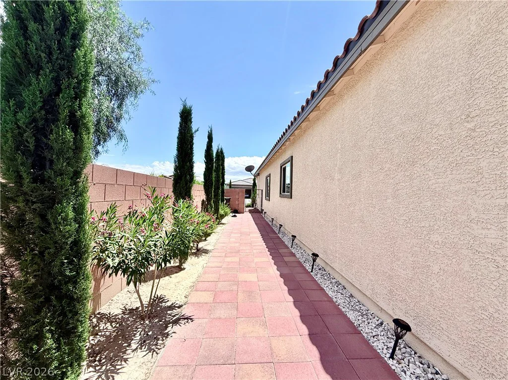 5730 La Campana, Pahrump, NV 89061