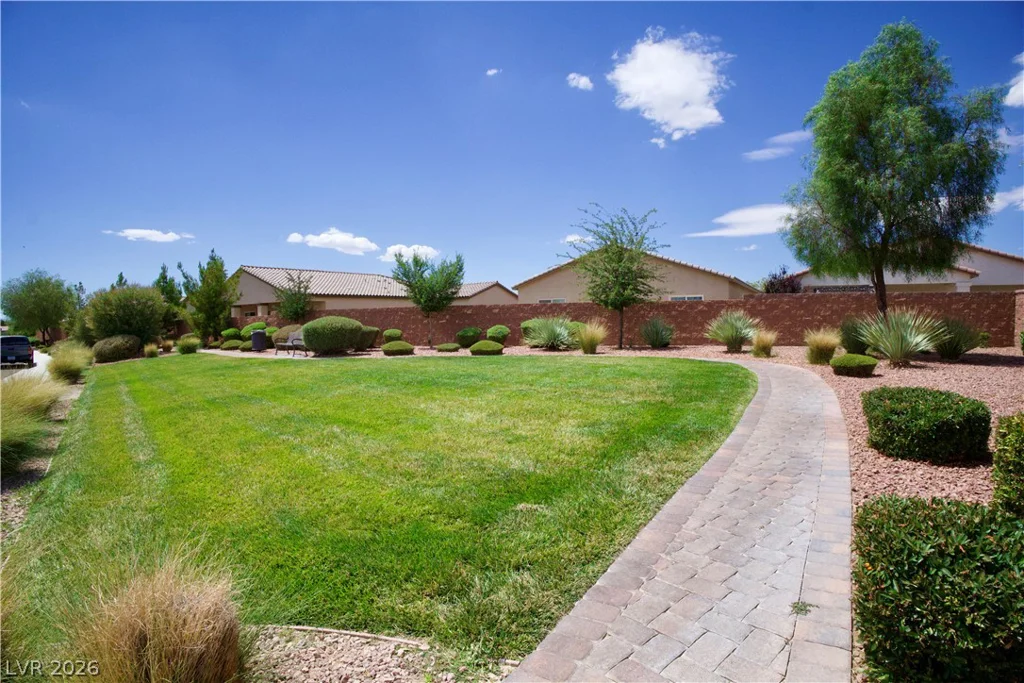 5730 La Campana, Pahrump, NV 89061