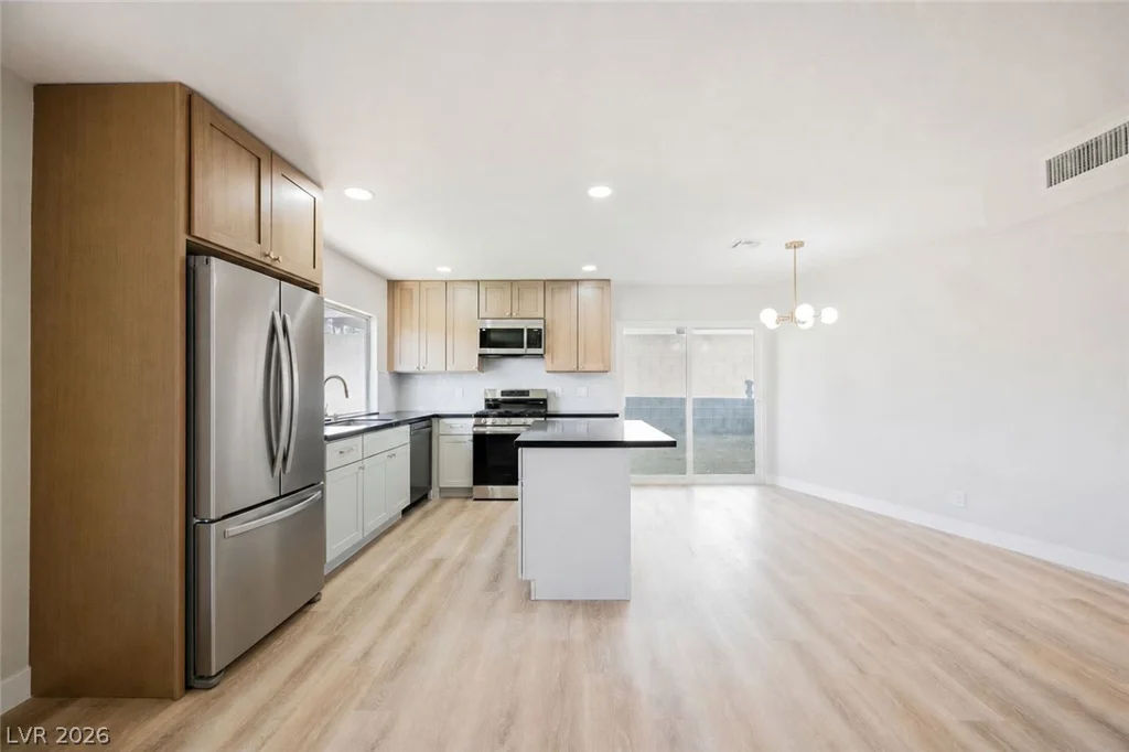 6800 Legalla, Las Vegas, NV 89156