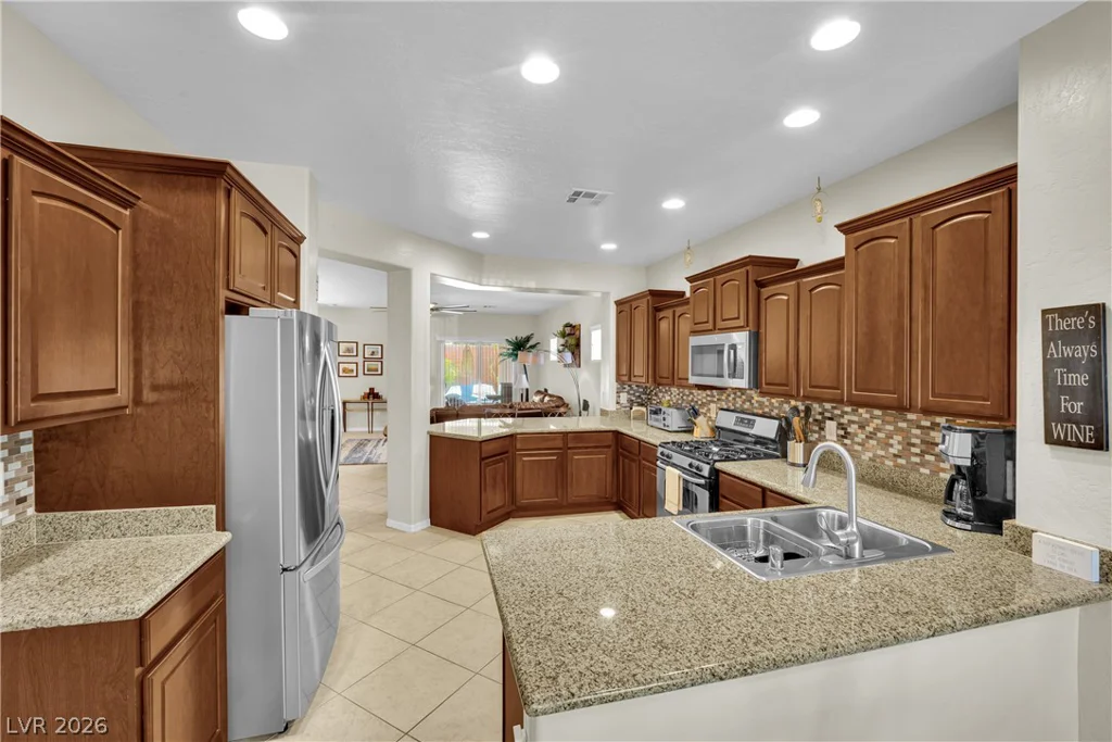 6633 Scavenger Hunt, North Las Vegas, NV 89084