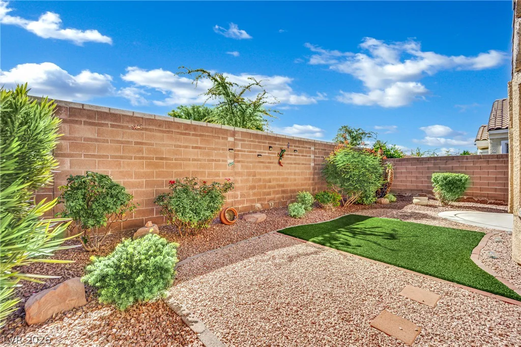 6633 Scavenger Hunt, North Las Vegas, NV 89084