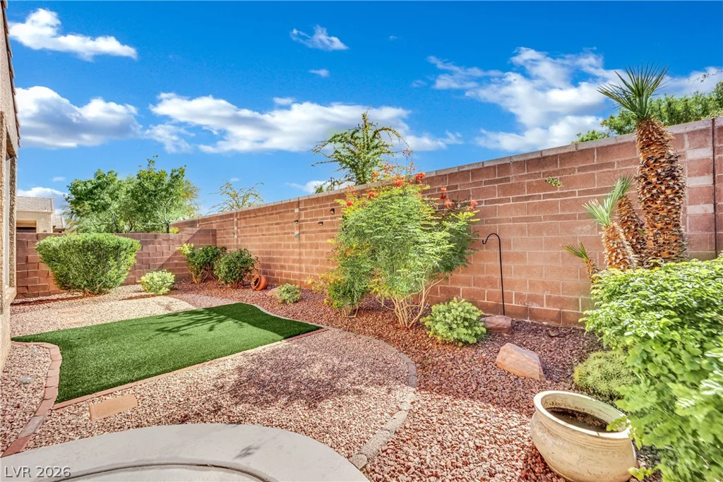6633 Scavenger Hunt, North Las Vegas, NV 89084