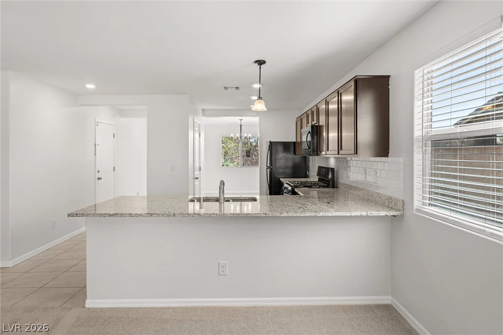 4568 Velvet Oak, Las Vegas, NV 89115