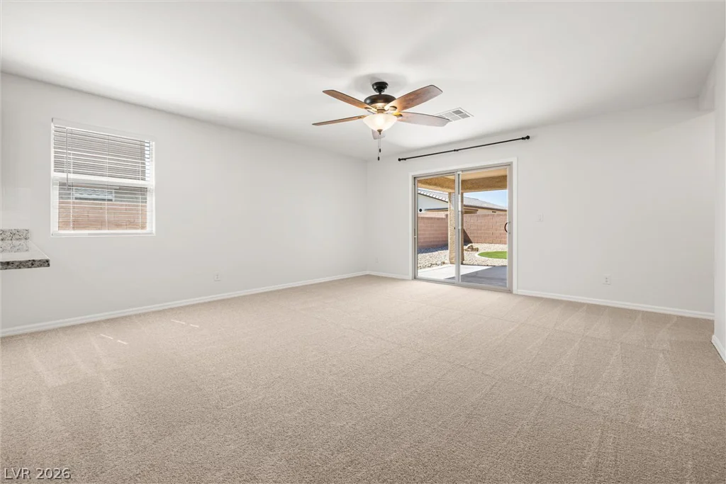 4568 Velvet Oak, Las Vegas, NV 89115