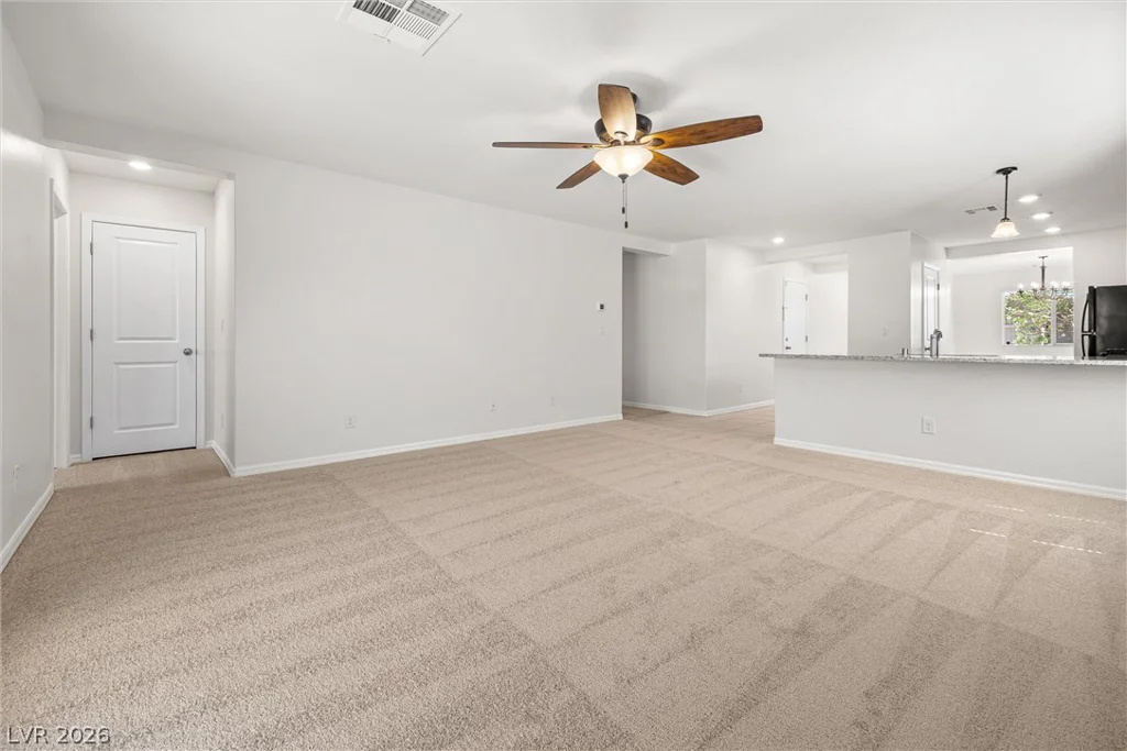 4568 Velvet Oak, Las Vegas, NV 89115