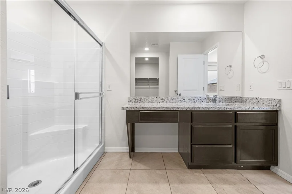 4568 Velvet Oak, Las Vegas, NV 89115