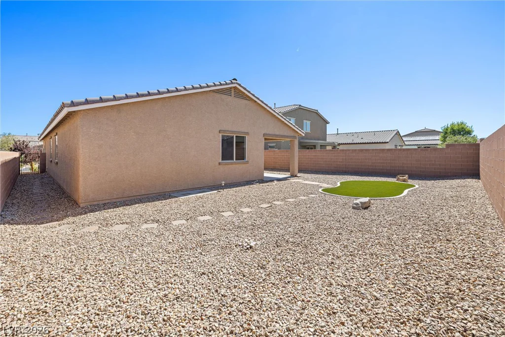 4568 Velvet Oak, Las Vegas, NV 89115