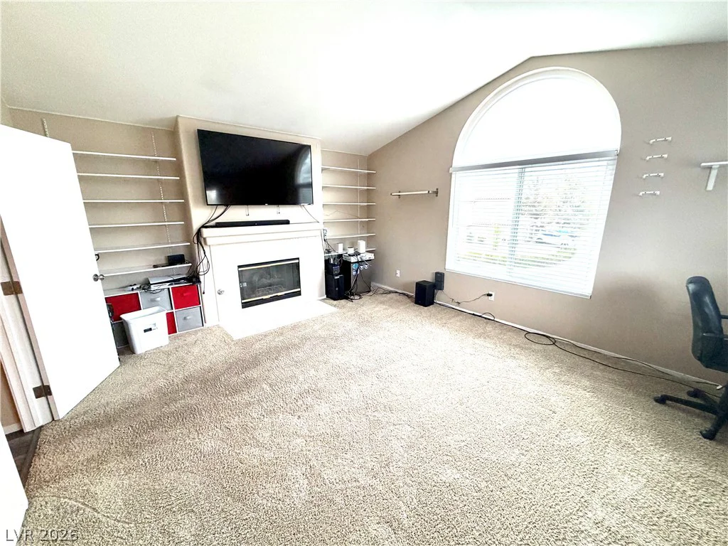 8531 Shelly, Las Vegas, NV 89123