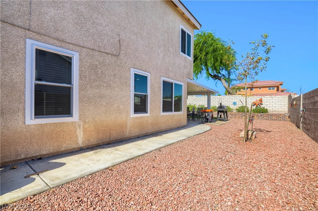 8531 Shelly, Las Vegas, NV 89123