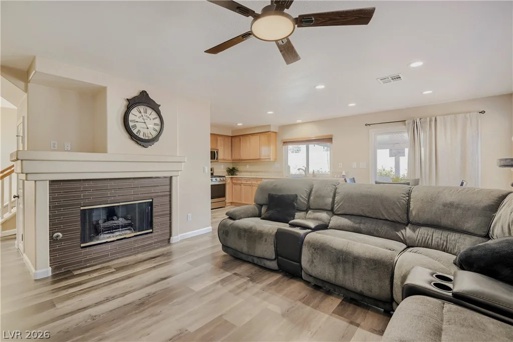 8531 Shelly, Las Vegas, NV 89123