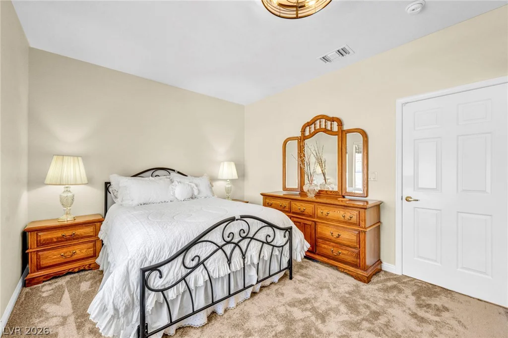 10020 Villa Ridge, Las Vegas, NV 89134
