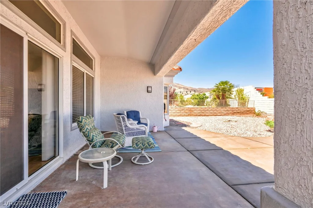 10020 Villa Ridge, Las Vegas, NV 89134