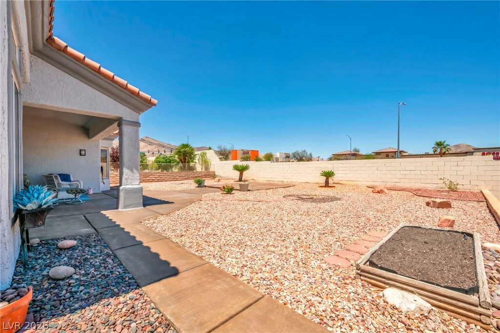 10020 Villa Ridge, Las Vegas, NV 89134