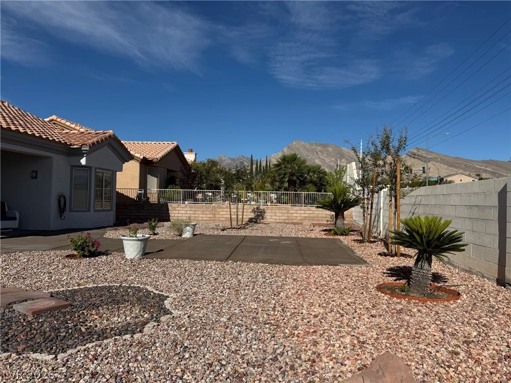 10020 Villa Ridge, Las Vegas, NV 89134