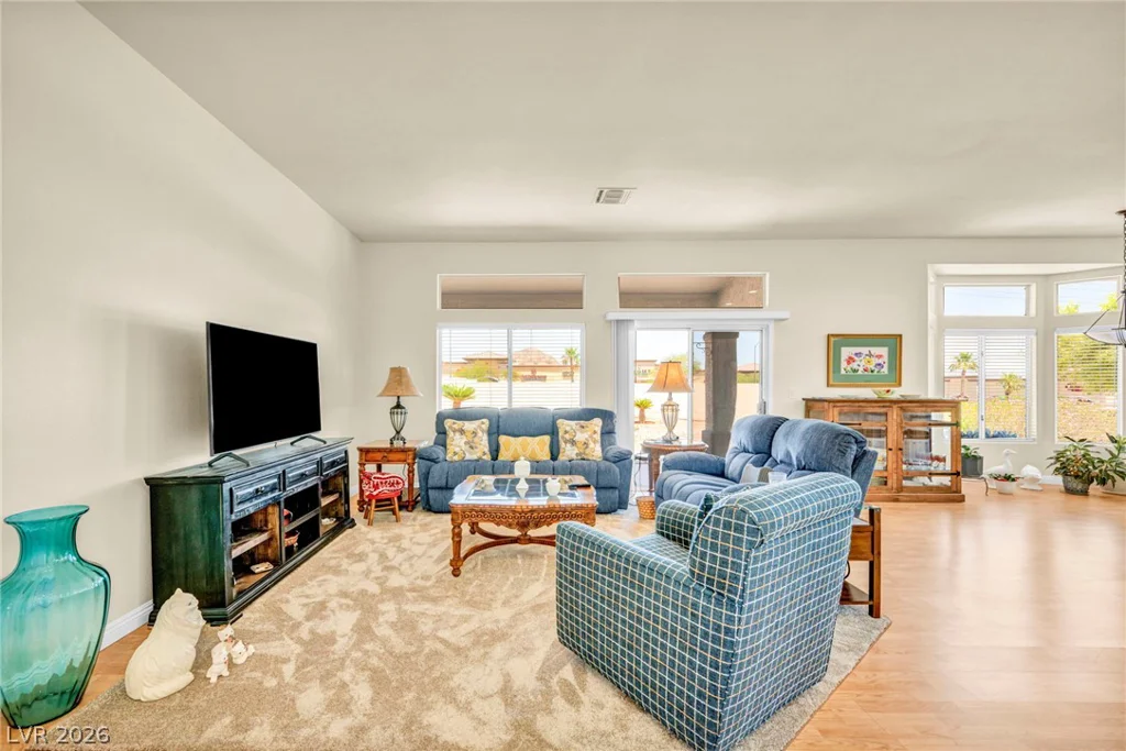 10020 Villa Ridge, Las Vegas, NV 89134