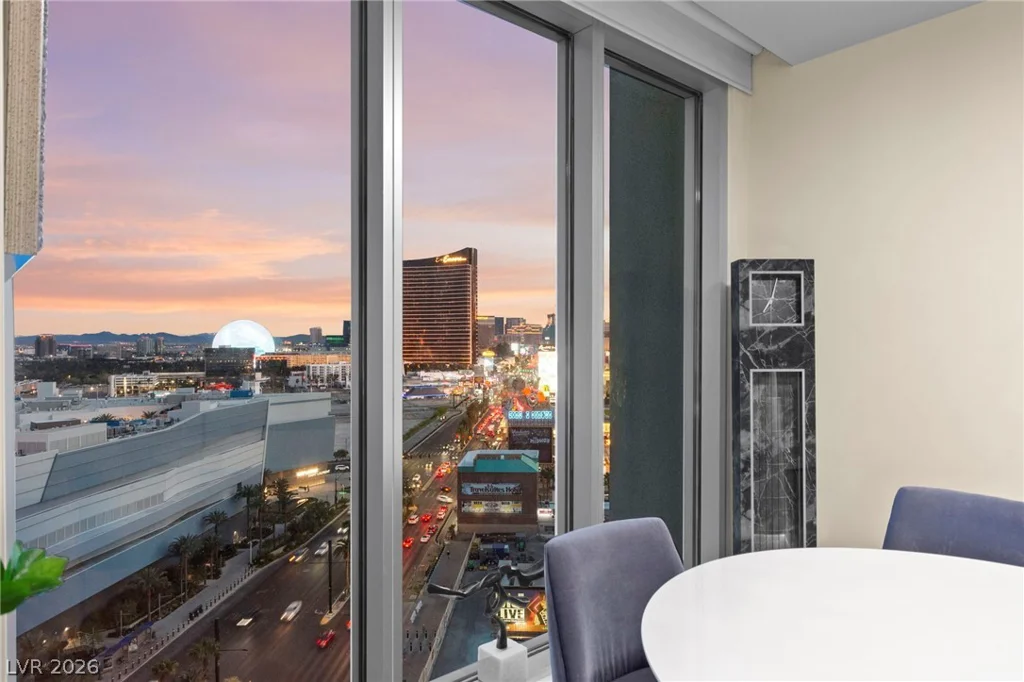 2700 Las Vegas, Las Vegas, NV 89109