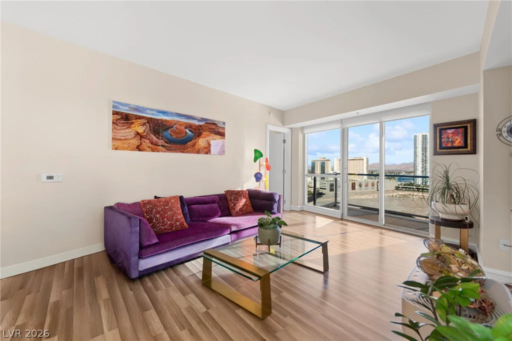 2700 Las Vegas, Las Vegas, NV 89109