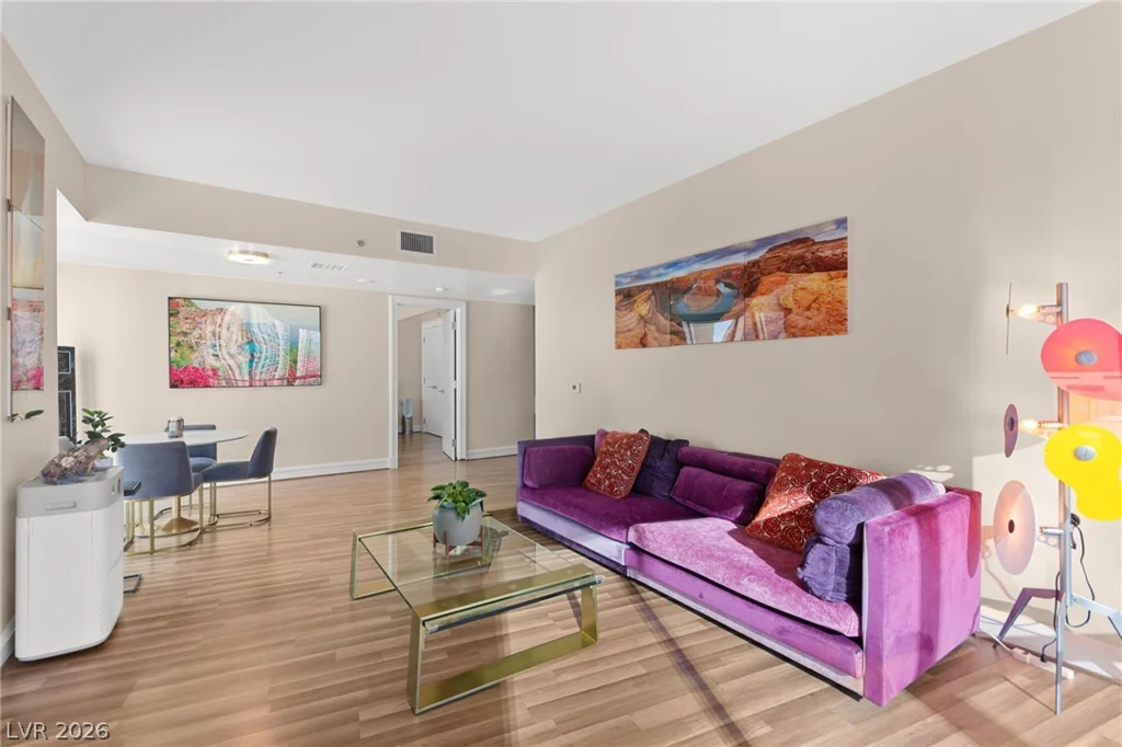 2700 Las Vegas, Las Vegas, NV 89109