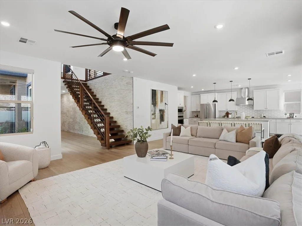 9725 Starlight Ridge, Las Vegas, NV 89148