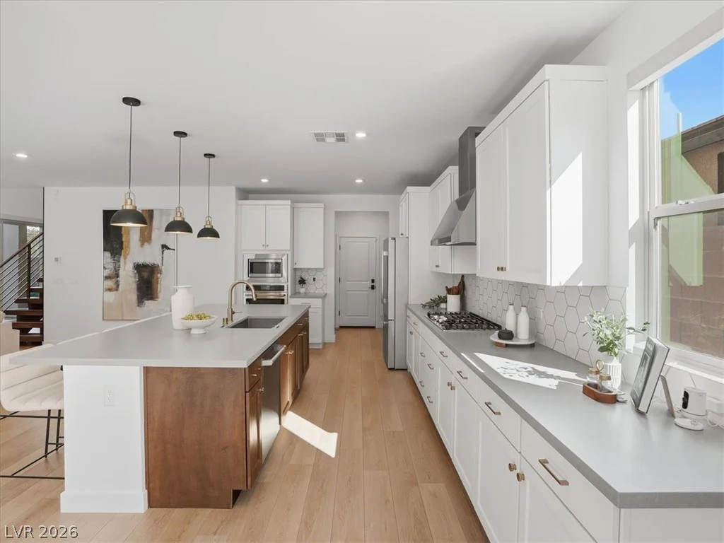 9725 Starlight Ridge, Las Vegas, NV 89148