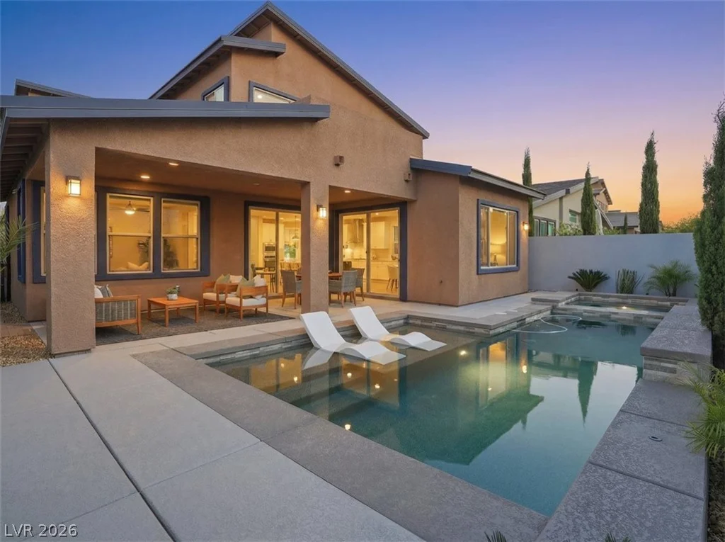 9725 Starlight Ridge, Las Vegas, NV 89148