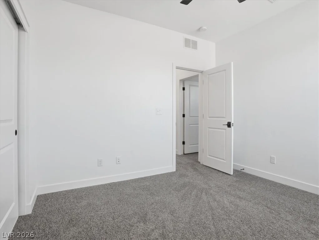 9725 Starlight Ridge, Las Vegas, NV 89148