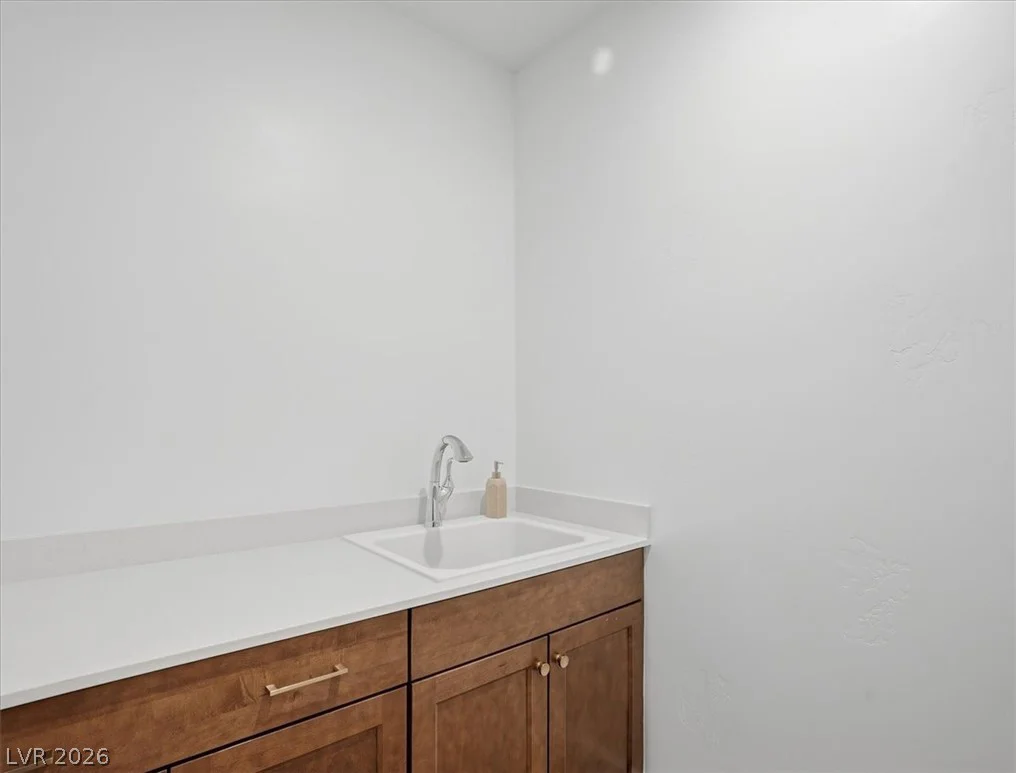 9725 Starlight Ridge, Las Vegas, NV 89148